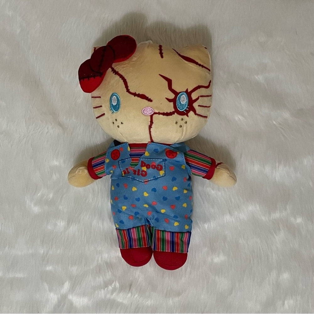 Hello kitty Chucky